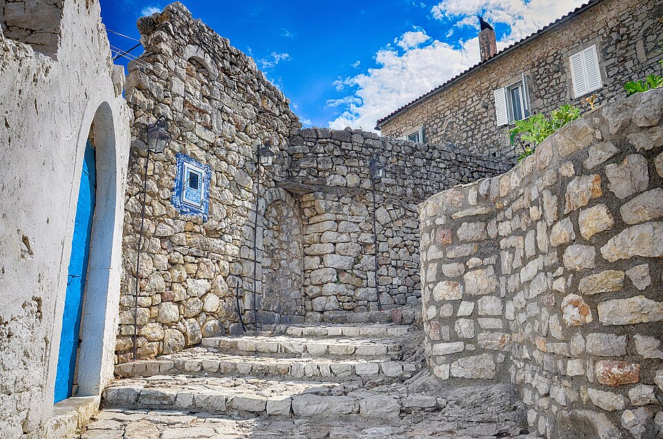 Old Himara, Castle District.jpg
