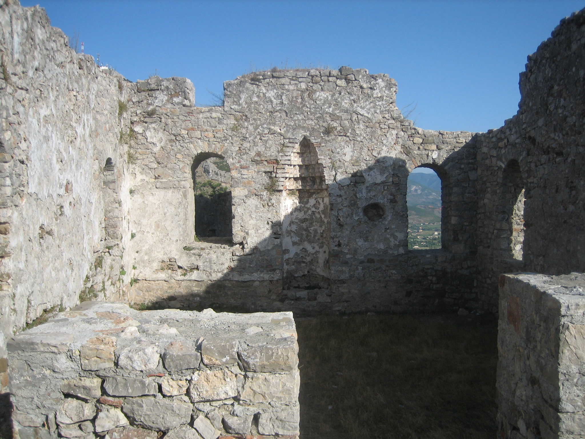 Lezhë Castle1.jpg